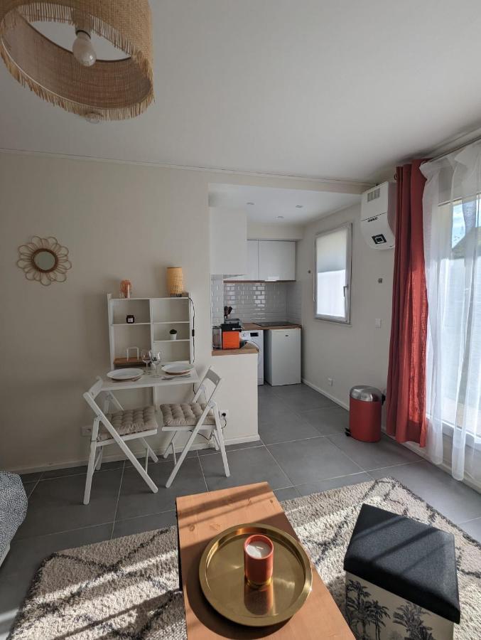 Studio Rambouillet, Parc & Foret Lägenhet Exteriör bild
